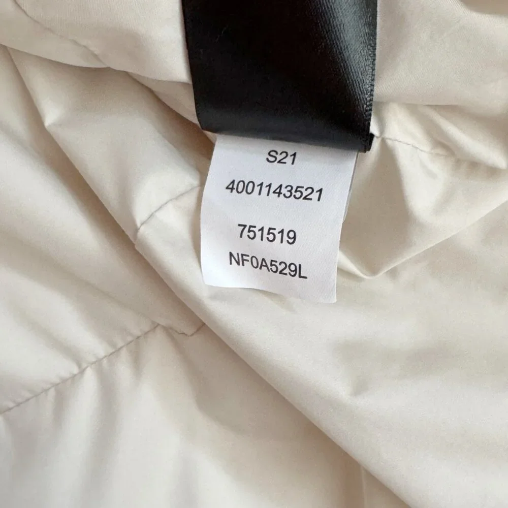 The North Face Ladies Everyday Insulated Puffer Jacket Med Company Logo NF0A529L - Picture 10 of 12